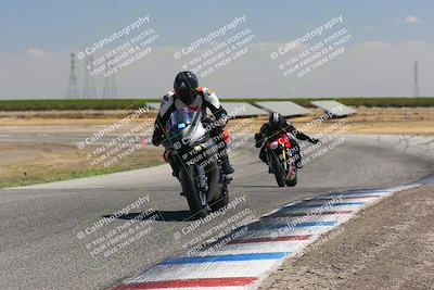 media/Sep-04-2023-Lets Ride (Mon) [[34443f911e]]/B Group/1220pm (Wheelie Bump)/